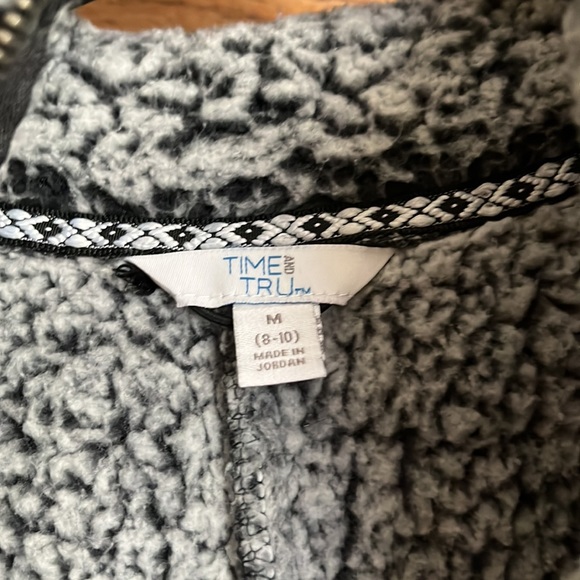 Super Cute Time And Tru Cozy Sherpa Size Medium - Picture 2 of 7